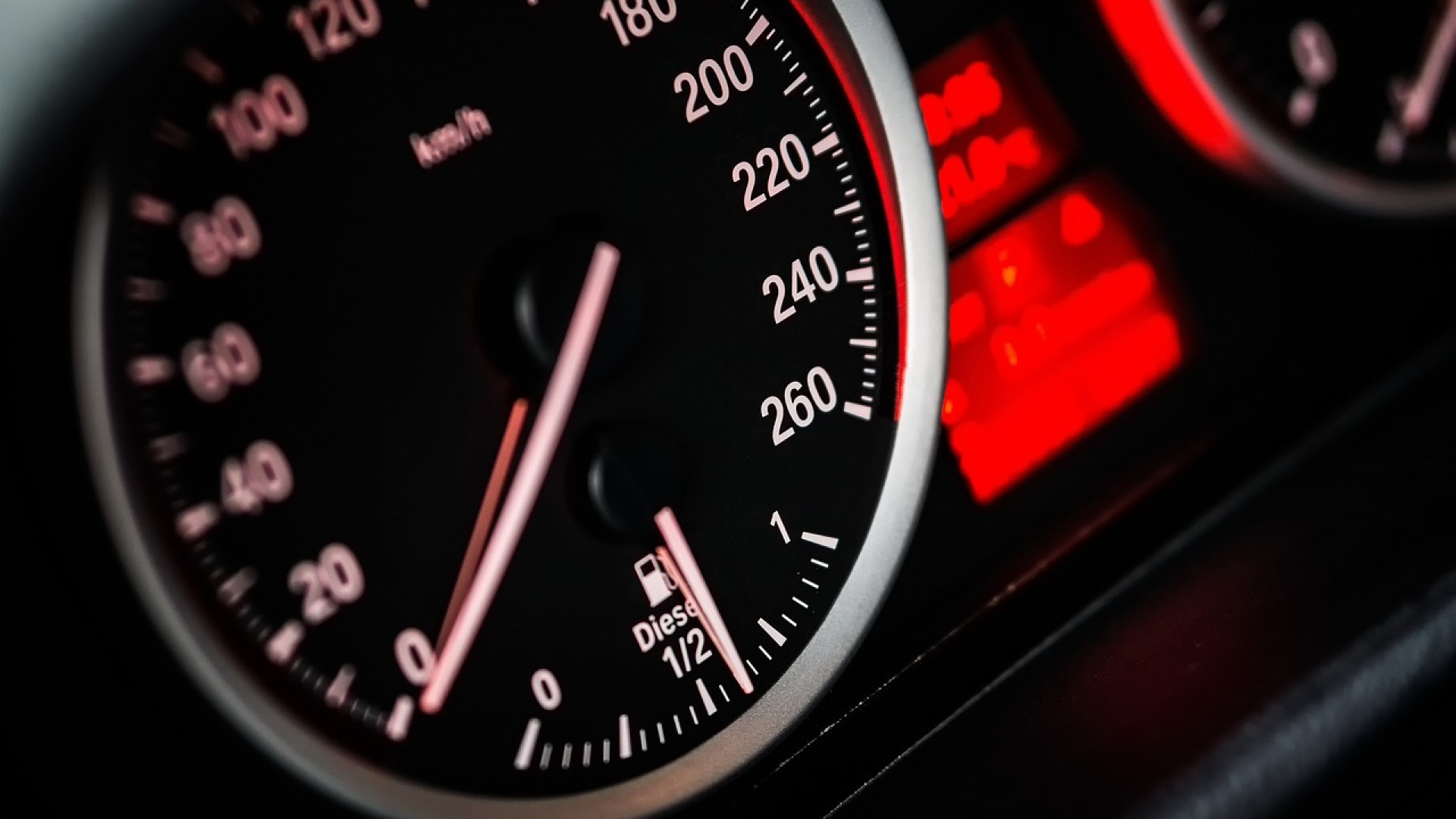 Tout savoir sur l’assurance auto et la vignette crit’air