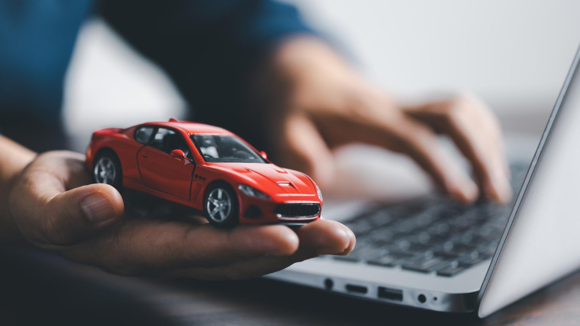 Assurance auto en ligne : pourquoi choisir cette solution moderne et pratique ?