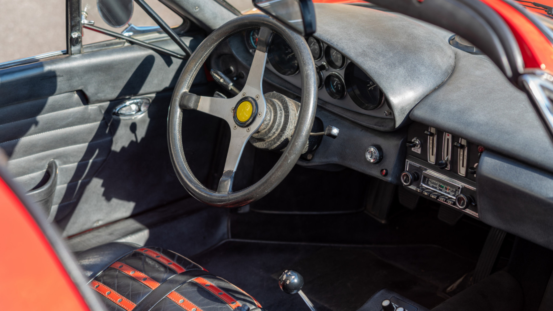 Volant F1 : entre performance, électronique et ingénierie de pointe