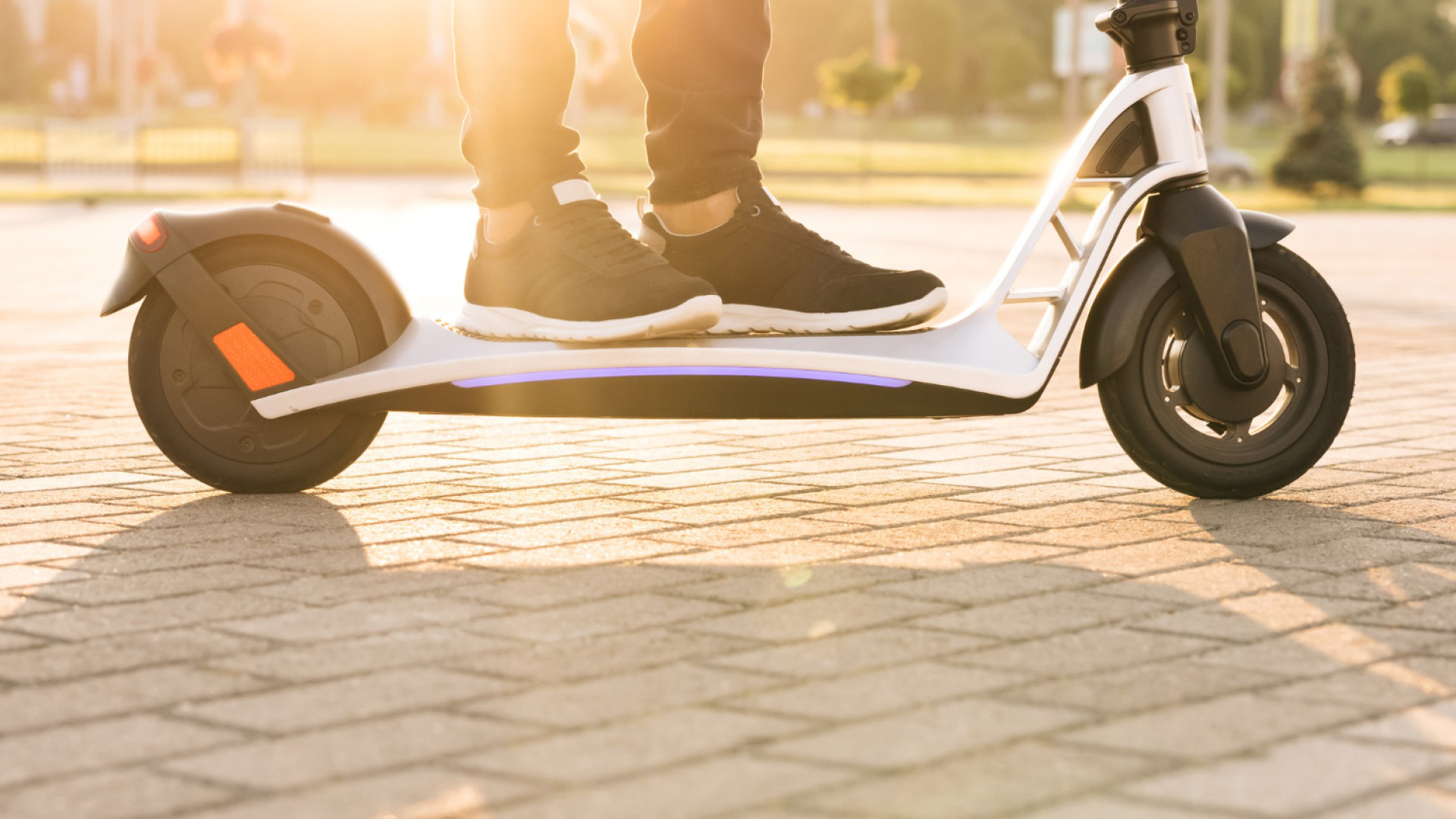 Trottinette électrique en ville : autonomie, batterie et ce qu'il faut savoir avant de rouler